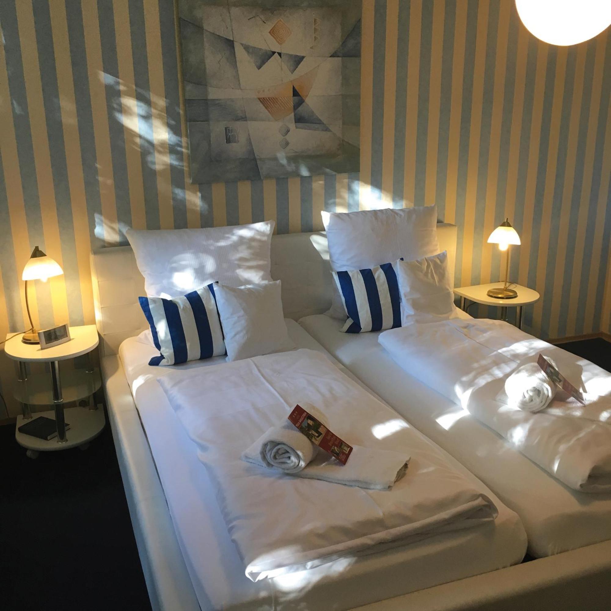 Hotel B&B Bredl In Der Villa Ballestrem Straubing Dış mekan fotoğraf